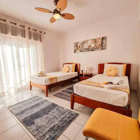 Apartment Rocha Candimar Sunflower Portimao