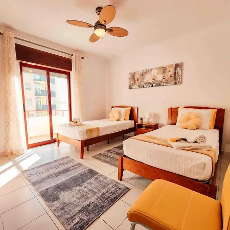 Rocha Candimar Sunflower Апартаменти