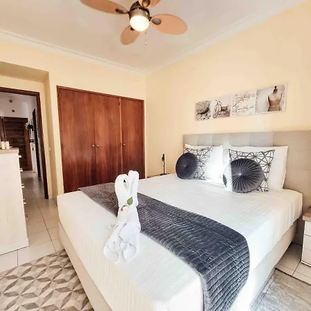 Rocha Candimar Sunflower Apartment